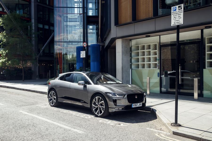  Jaguar I-Pace EV400 AWD HSE 2018 года  (WW) (фото 101 из 114)